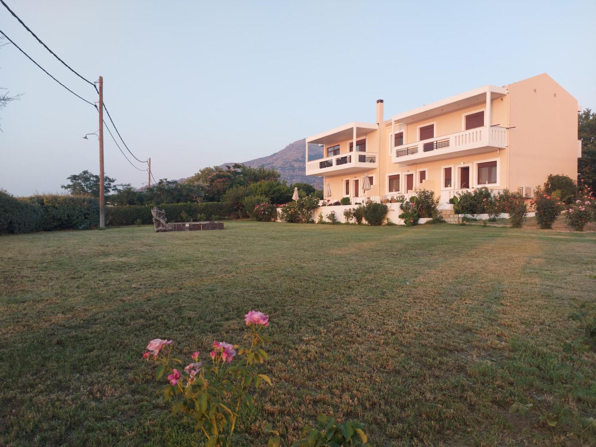 Aktaion Apartments Samothráki Esterno foto